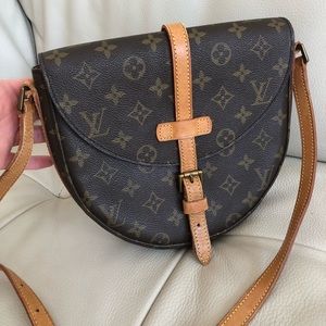 💯Authentic Louis Vuitton Chantilly MM crossbody